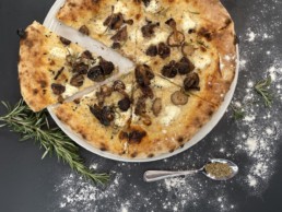 Mushroom pizza at Craft 64